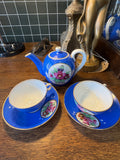 Russian Porcelain Tea Set | Francis Gardner, Moscow, Late 19th Century| Set of 1 Teapot (with a hairline crack) and 2 Cups & Saucers