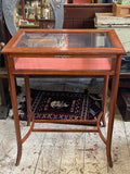 Edwardian Mahogany Bijouterie Display Table – Velvet-Lined Jewellery Cabinet with Bevelled Glass Top