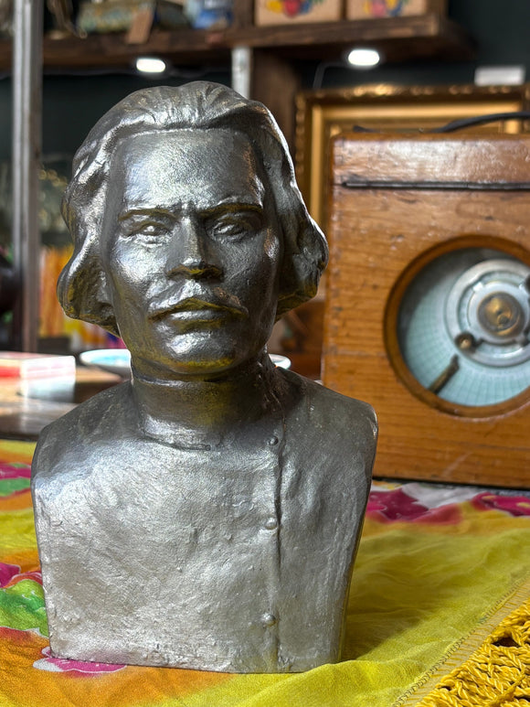 Aluminium bust of Maxim Gorky, 1981, Soviet-era metal sculpture made in Leningrad with vintage patina