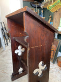 Antique prayer book stand / prie de Dieu