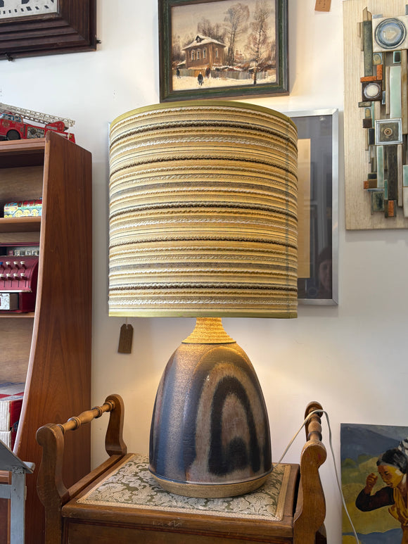 Large Iden Pottery Rye lamp with original 1970s woven shade