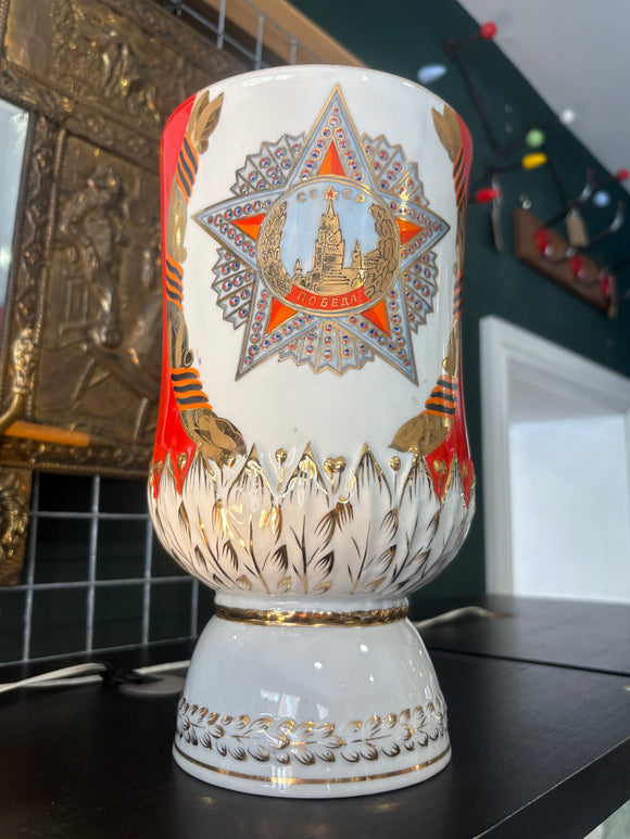 Large Soviet Baranovka porcelain vase with Order of Victory design, 1985