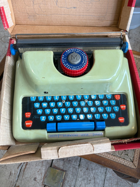 1960s Mettoy Prefect toy typewriter in original box