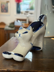 Vintage Gzhel blue and white porcelain stretching cat figurine
