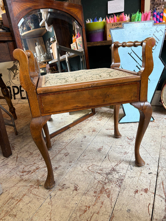 Vintage Queen Anne Revival Piano Stool with Storage – Walnut, c.1930s