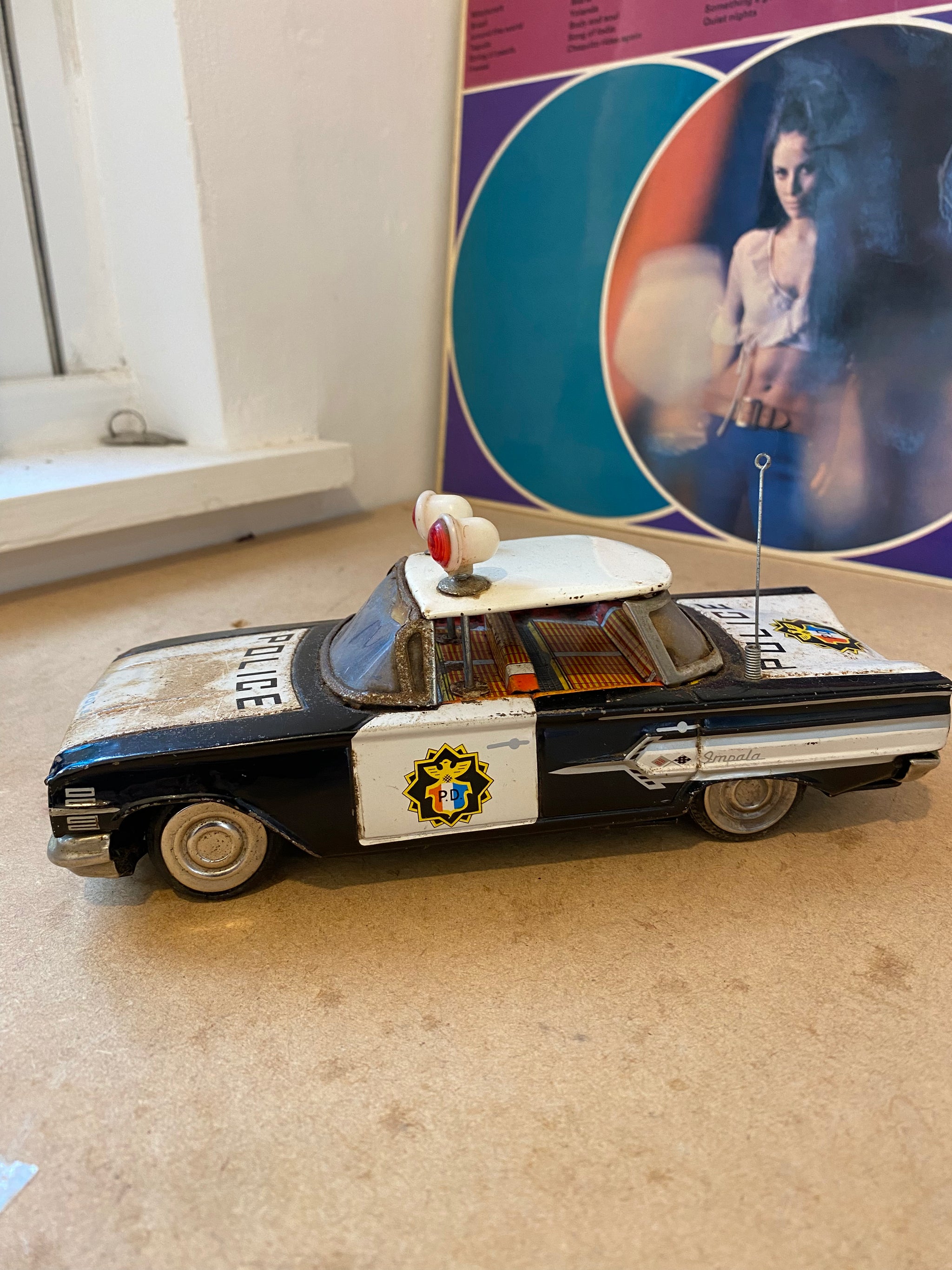 SSS Toys - Jouet en étain - Chevrolet Impala Fire Department Battery SSS Toys - Jouet en étain - Chevrolet Impala Fire Department Battery